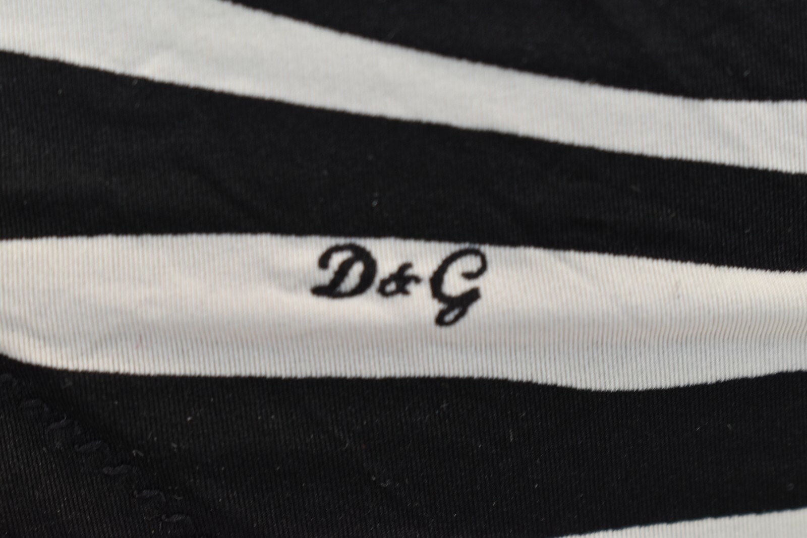 NWT DOLCE GABBANA M51392 BLACK WHITE ZEBRA PRINT LOGO THONG UNDERWEAR S