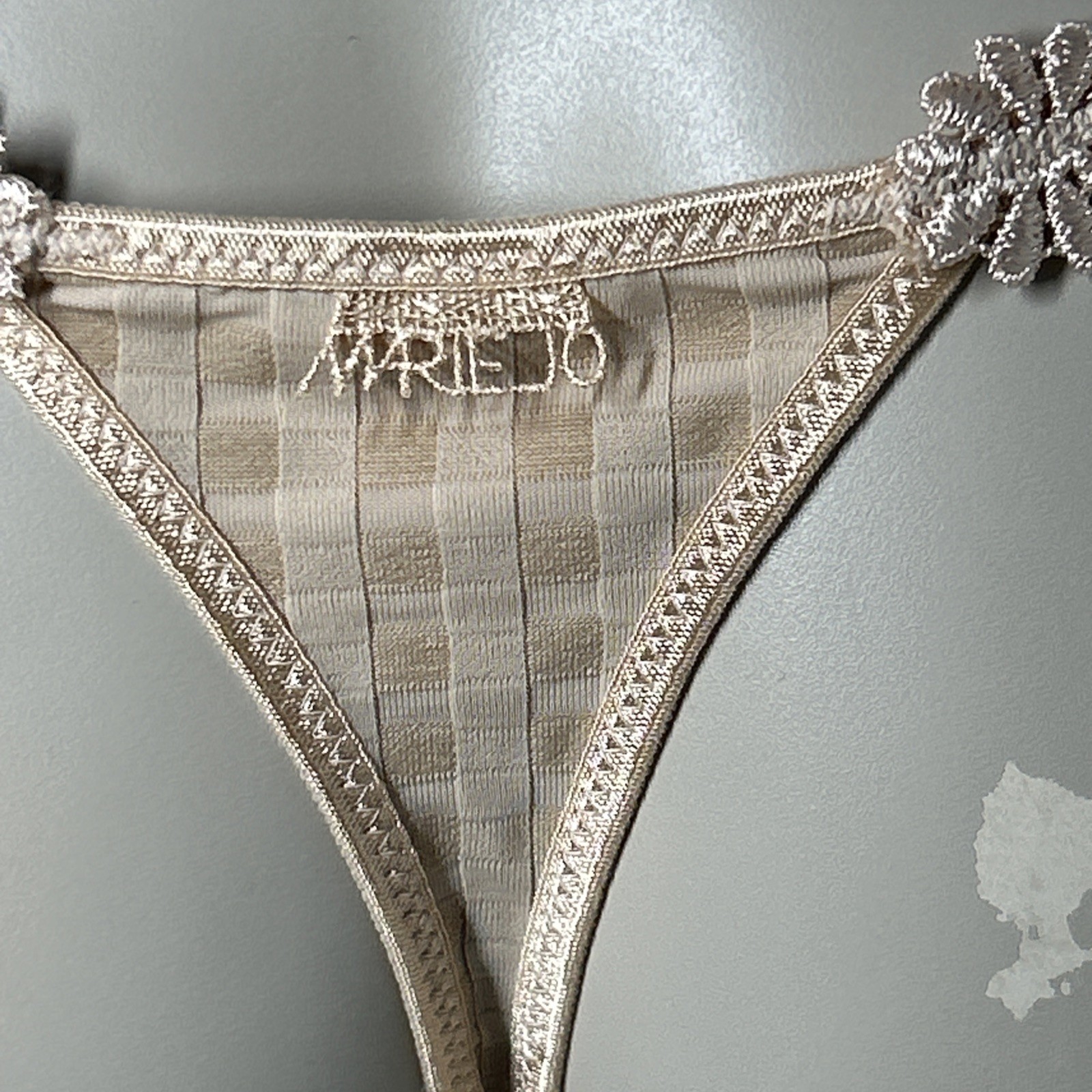 Marie Jo 0600413 Avero String Thong Panty UK EL Floral Band Beige
