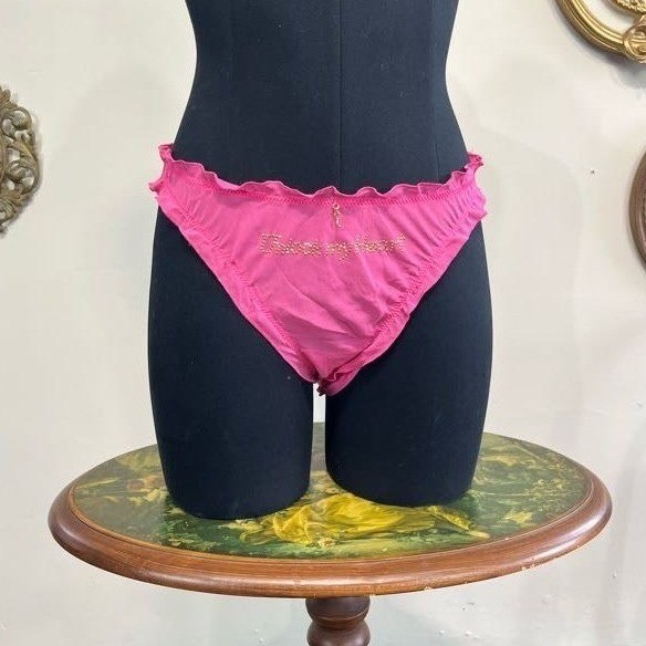 Vintage Victoria’s Secret Pink Ruffle Panty Unlock My Heart Rhinestone Key Y2K L