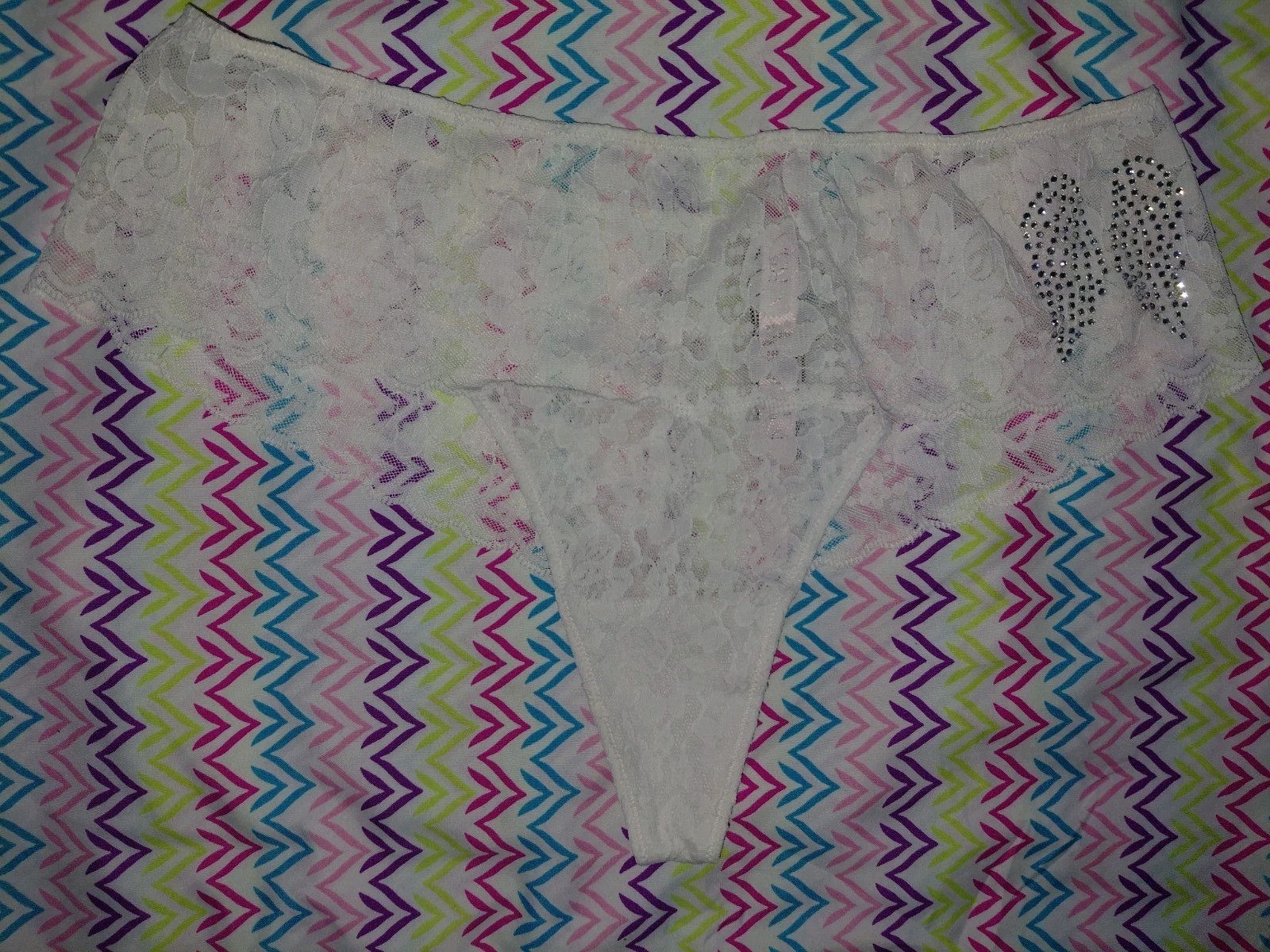 VS DREAM ANGELS Lace Studded Angel Wings hipster Thong Panty NEW Large White