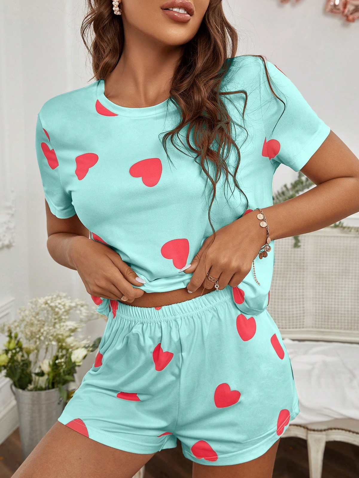 SweetSlumber Heart Pattern T Shirt & Shorts Pyjamas / Pyjama Set for Cheap24