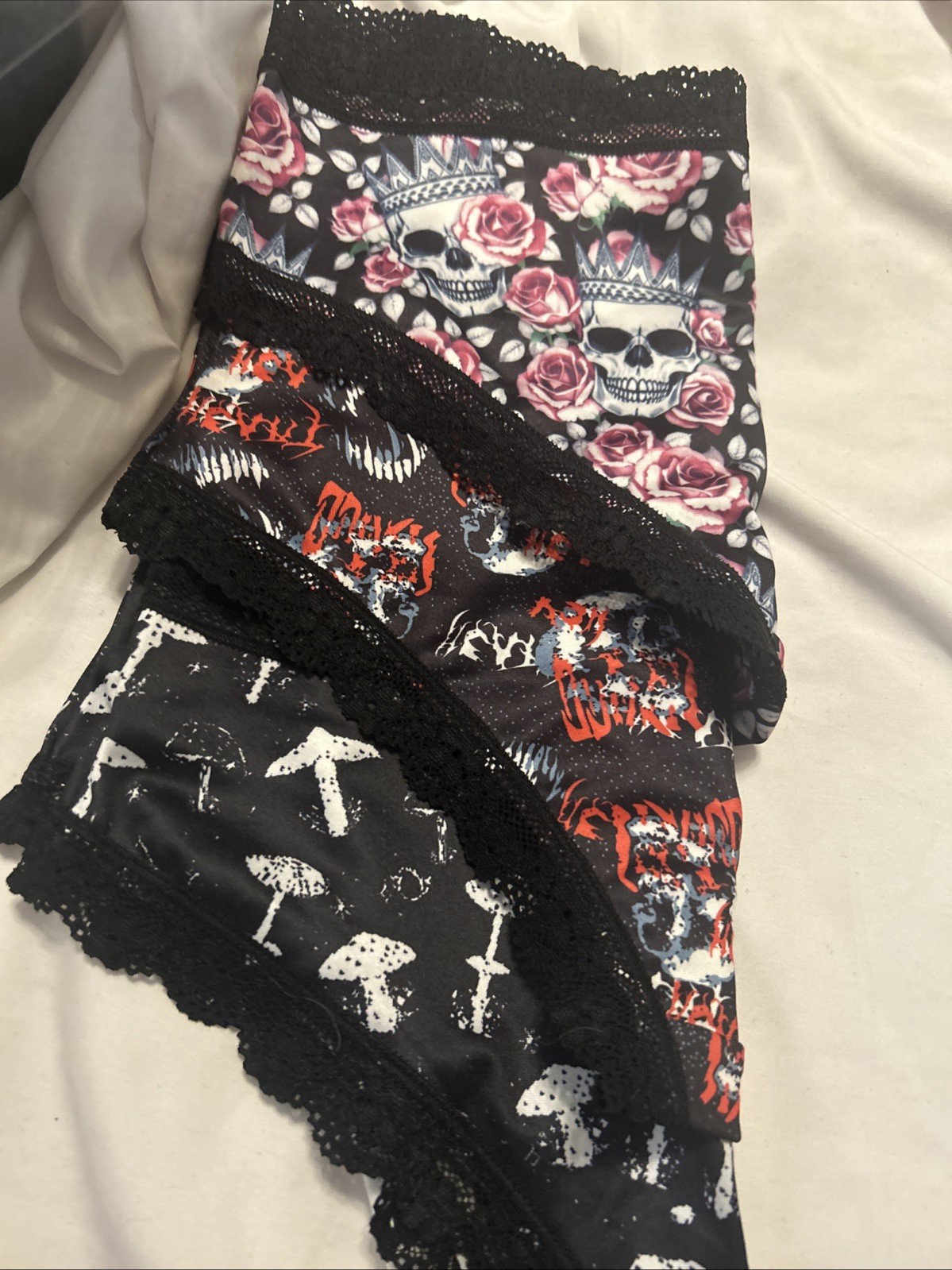 Morvia 3pk lace trim goth Skater Emo Goth panties M Skull Mushrooms Floral New