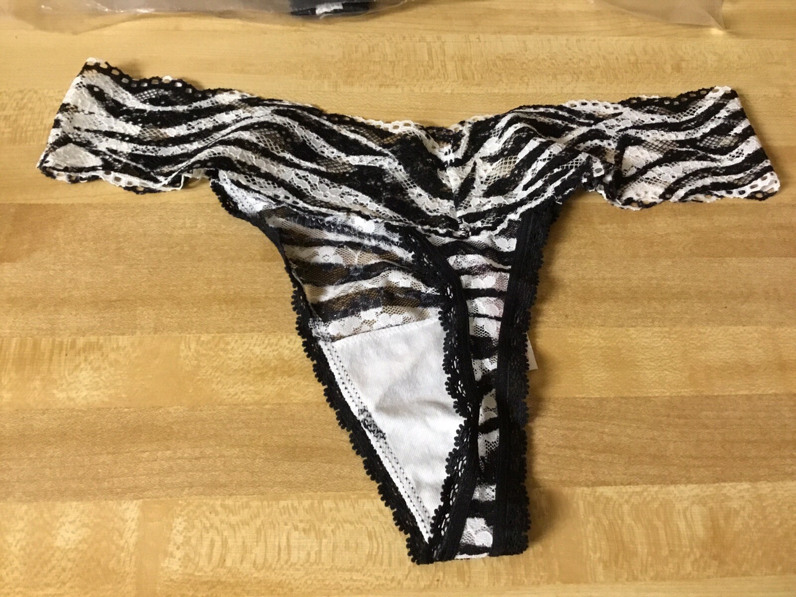 New 7 Pair Xhilration (target) Zebra Pattern Thong Panties Underwear Small (3-5)