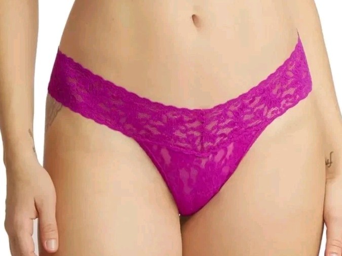 HANKY PANKY LACE LOW RISE THONG SET OF 5 ASSORTED COLORS ONE SIZE
