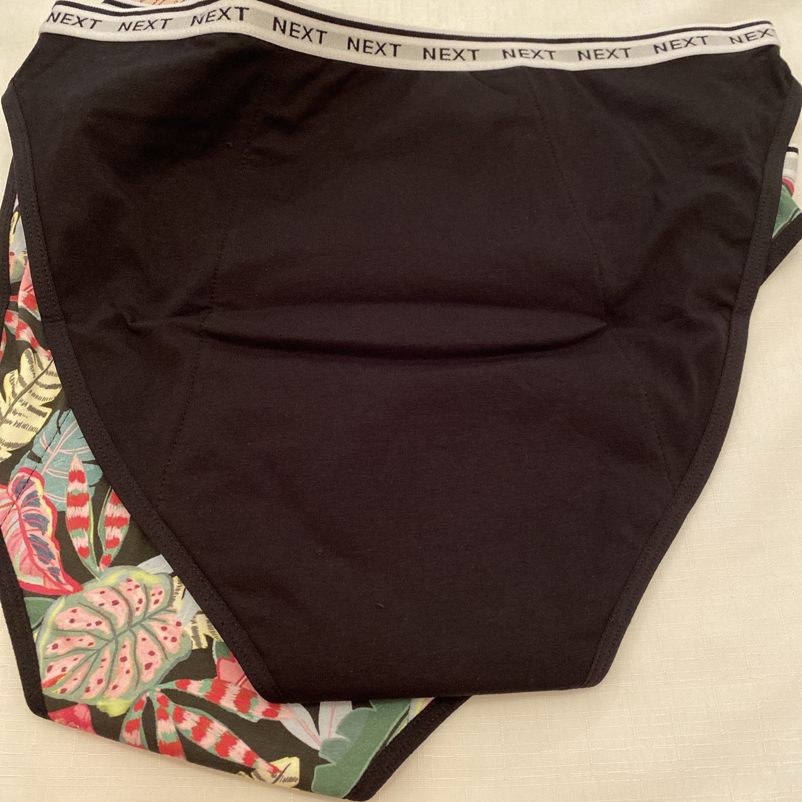 NEXT Period Pants Heavy Flow – New Print / Plain – High Leg – Size 14 – 2 Pack