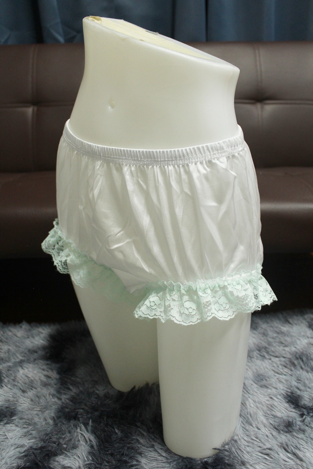 #A324 2XL/ElasticW.24-42″ Vintage Style 2PCS Green Nylon Half Slip + White Brief