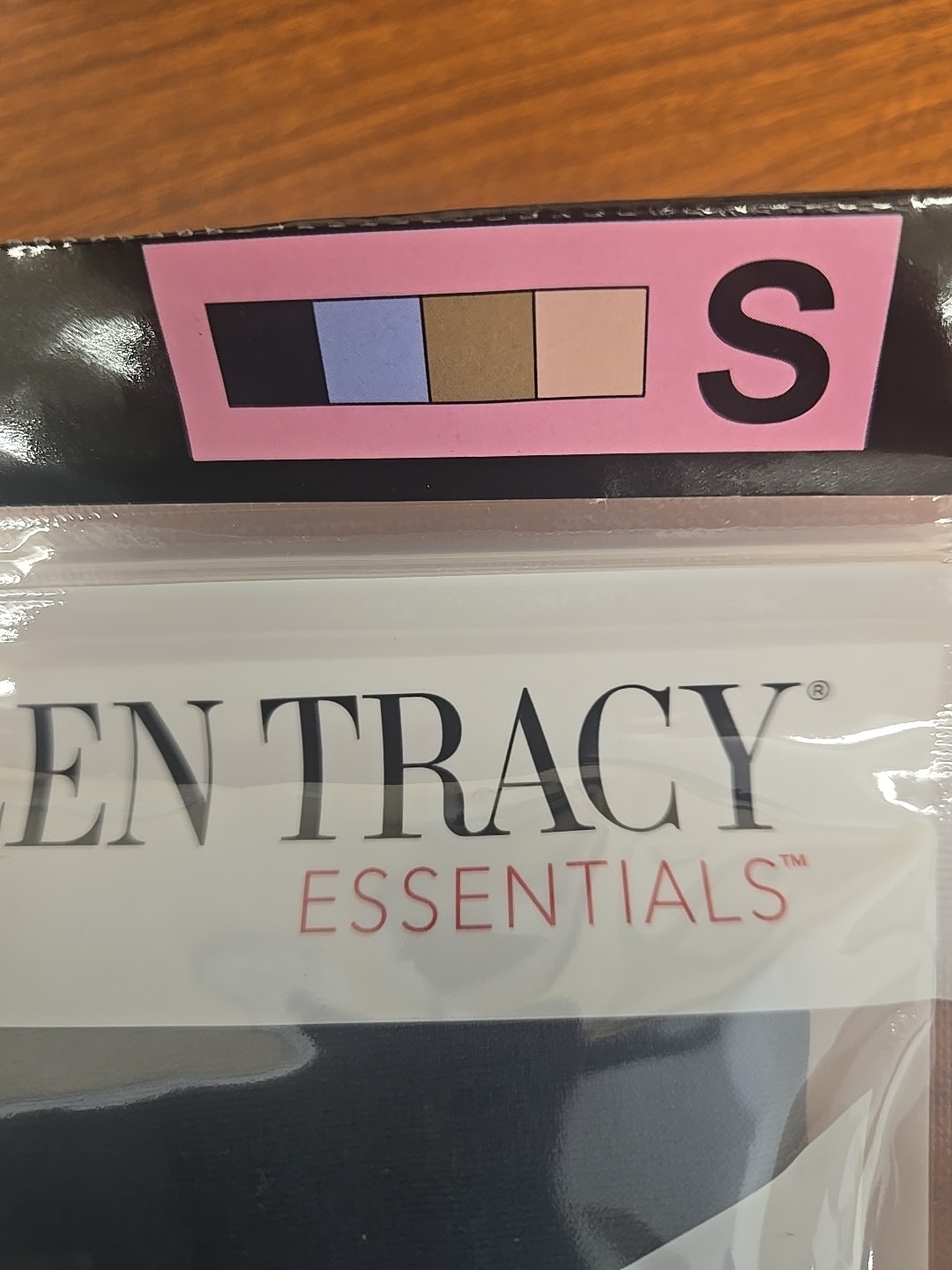 NIP:Ellen Tracy Seamless Brief – Multi-Colored – 4 pair in package