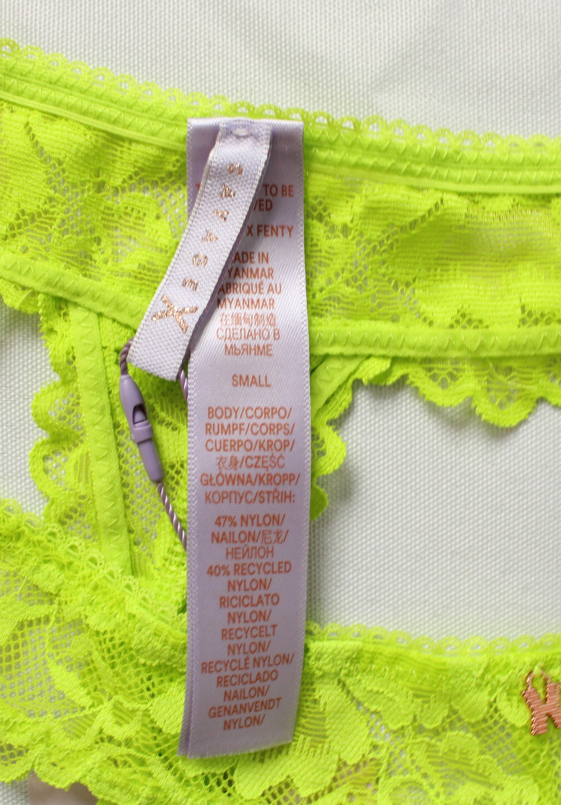 Savage Fenty Women’s Floral Lace Thong Panty CN6 Green Small NWT