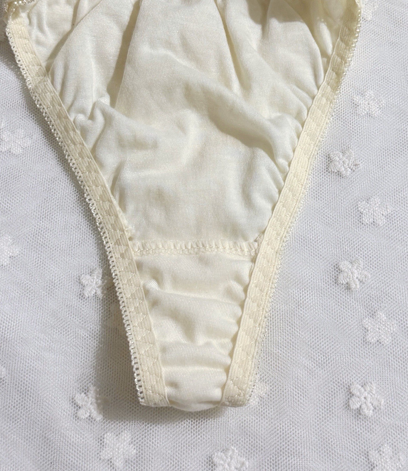 US-M/JP-L Japanese Alice in Wonderland Glittery Bunny Clock Embroidery Thong