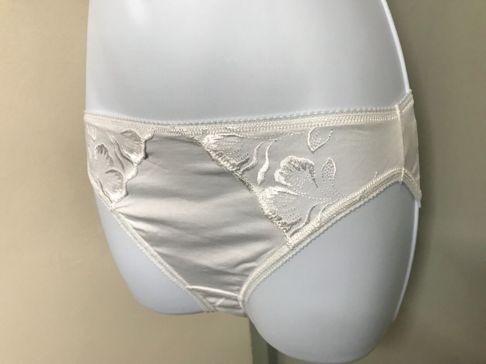 Cotton Rich Lace High Leg Knickers In White Size 8 to 28