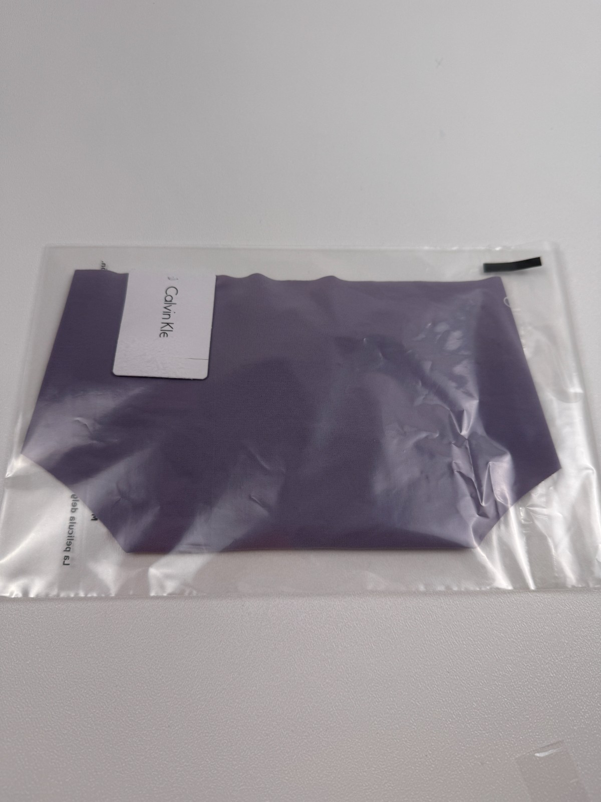 Calvin Klein Women Invisibles Microfiber Low Rise Stretch Thong Lavender L NWT