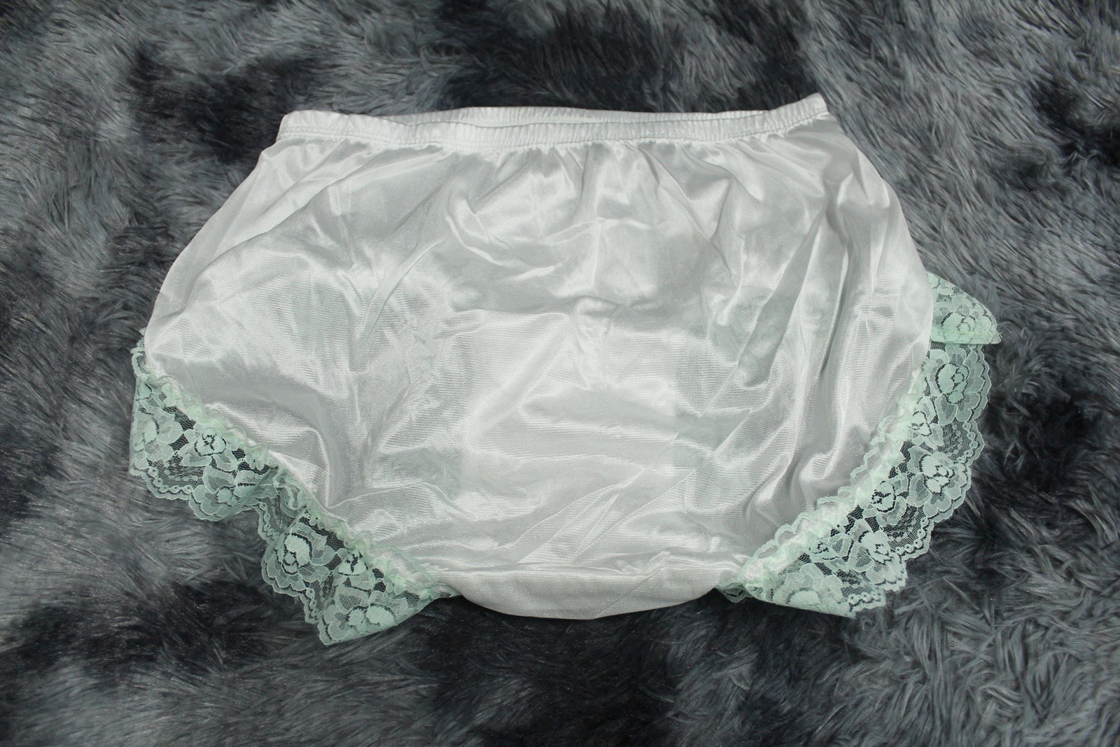 #A324 2XL/ElasticW.24-42″ Vintage Style 2PCS Green Nylon Half Slip + White Brief