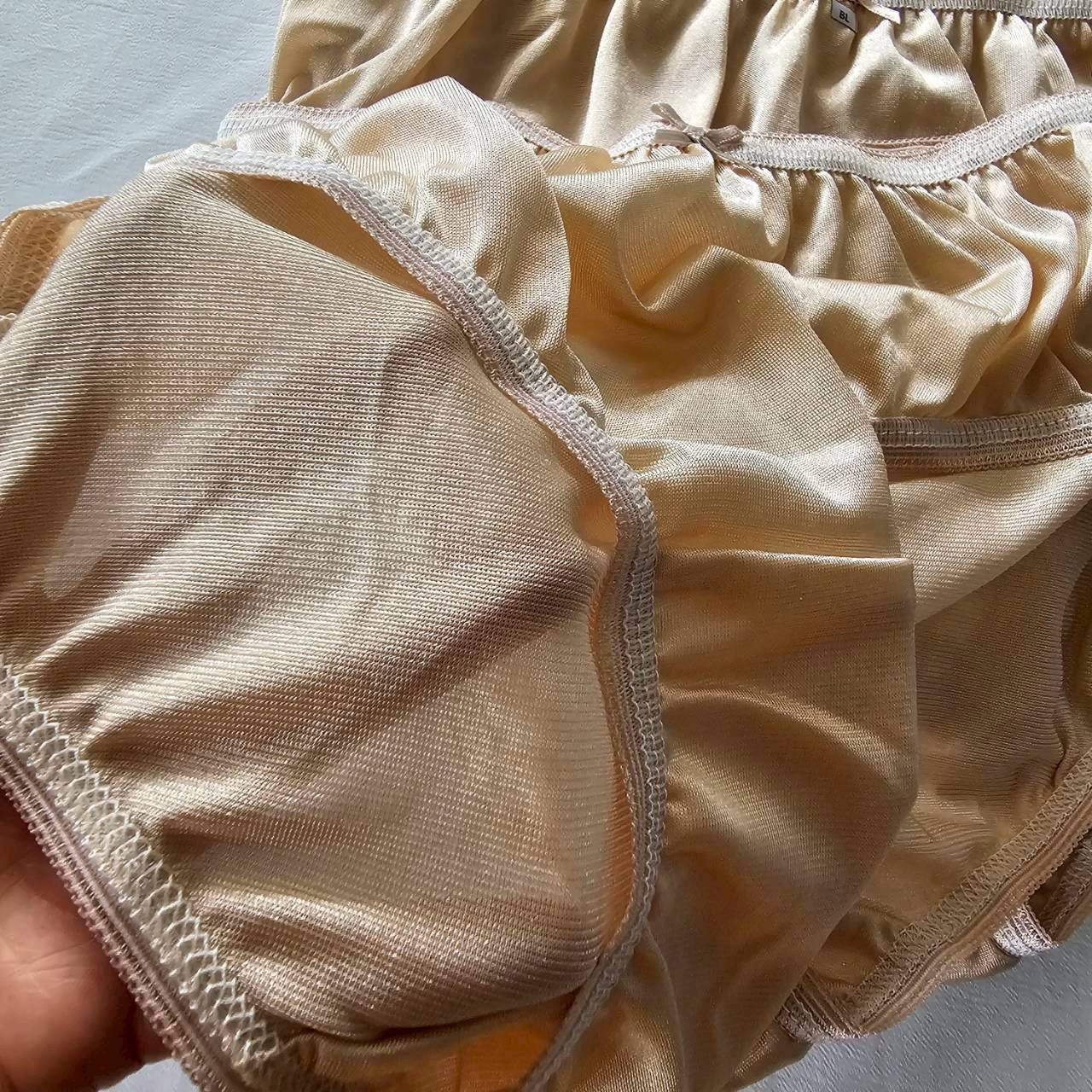 6 Bikini Underwear Woman Man Nylon Soft Silky Smooth Mid-Waist Hip34″-38″Beige/L