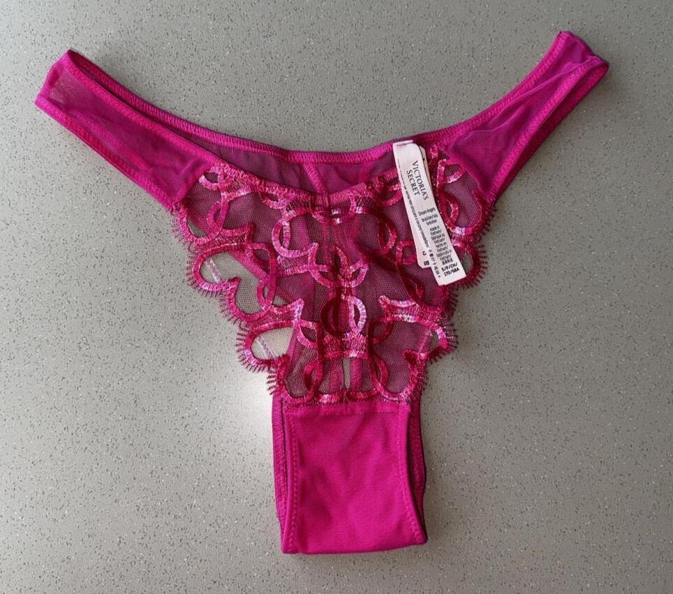 VICTORIA’S SECRET Hot Pink HEART Brazilian ~ OPEN BACK Panty ~ NWT ~ Small