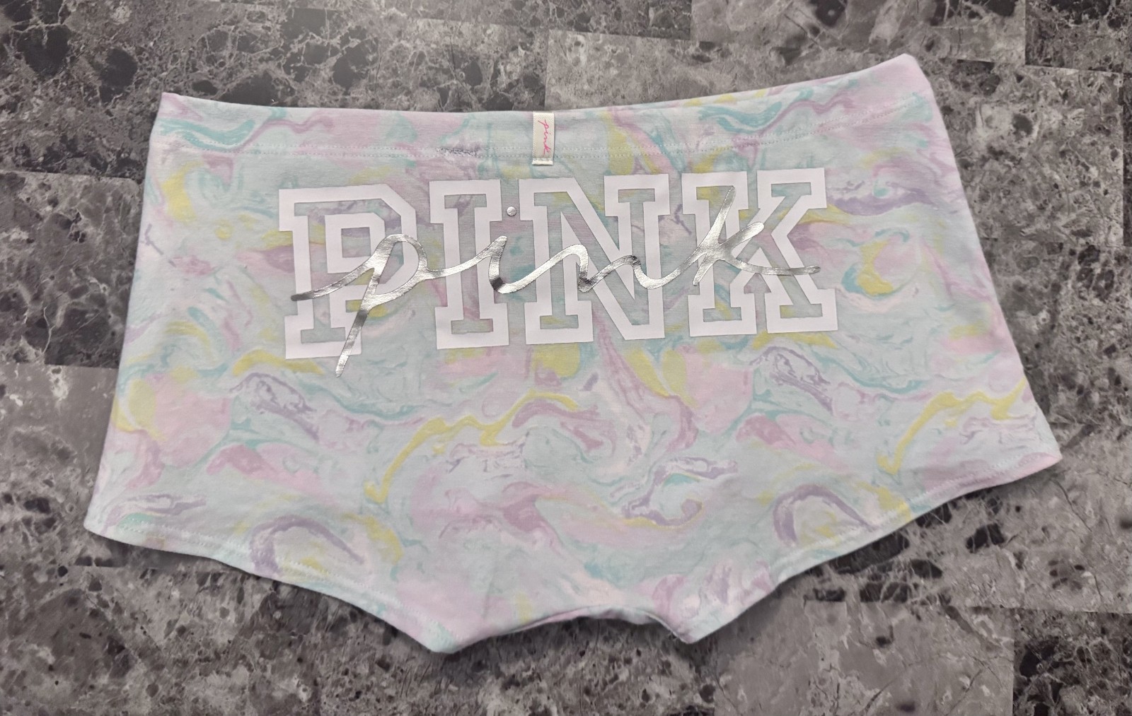 VICTORIA’S SECRET PINK M PASTEL MARBLE SILVER WHITE LOGO RARE BOYSHORT PANTIES