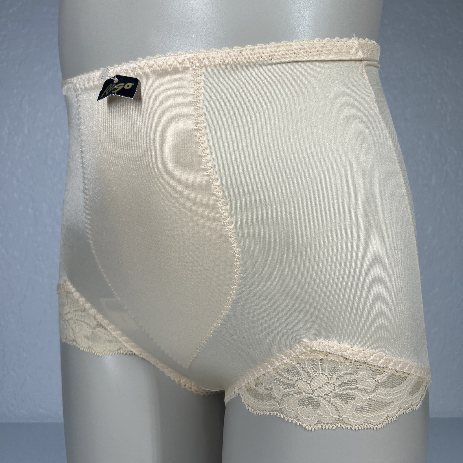 RAGO 919 Panty Brief Light Shaping Size 2X/34 NWT Floral
