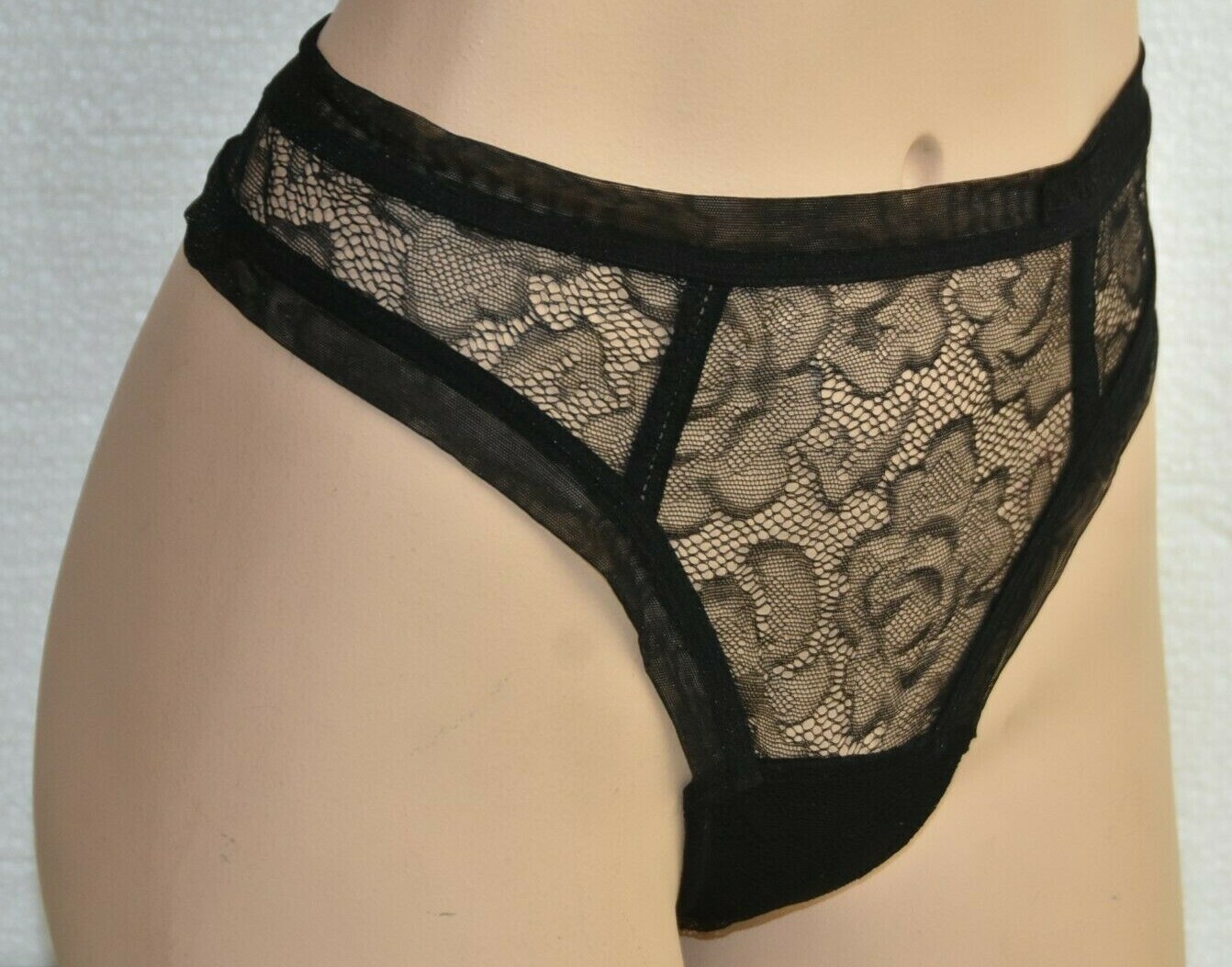 $150 NEW LA PERLA Floral LACE Thong String Black S M 8 10 EUR 38 40 UK 12 14