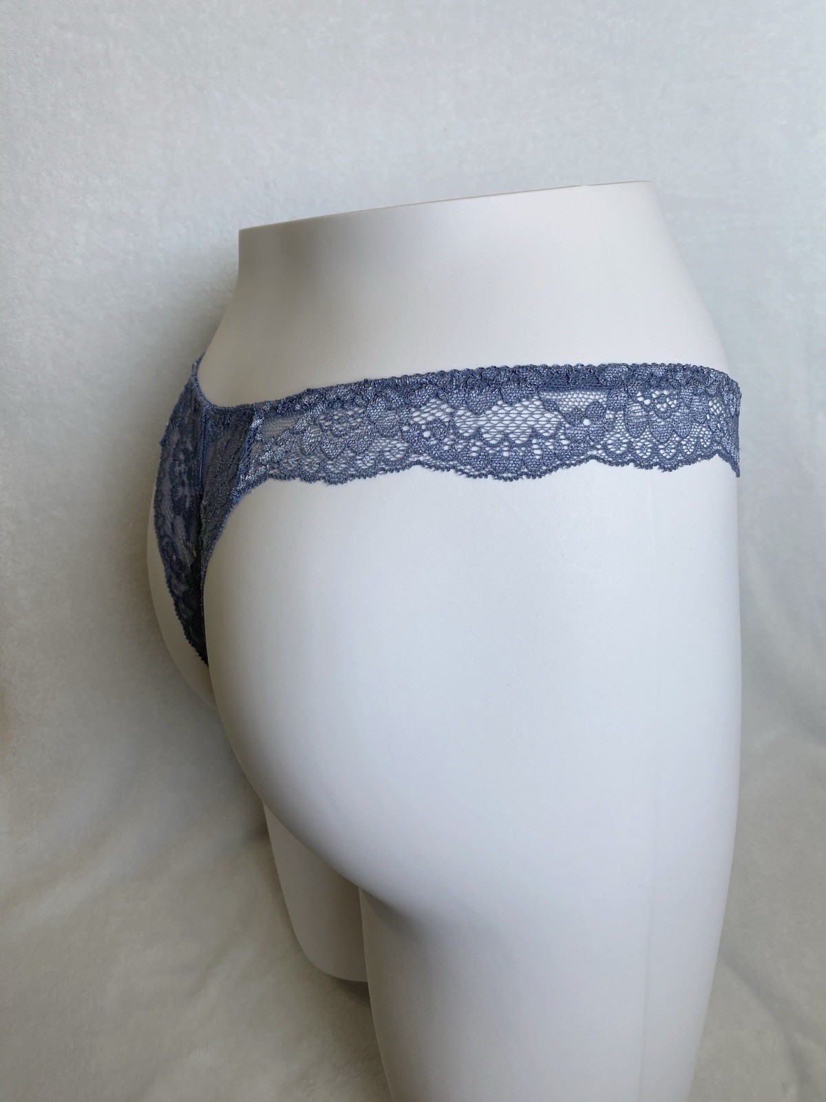 Set Of 5 Pairs US-S Japanese Brand Gorgeous Floral Embroidery String Thongs Set