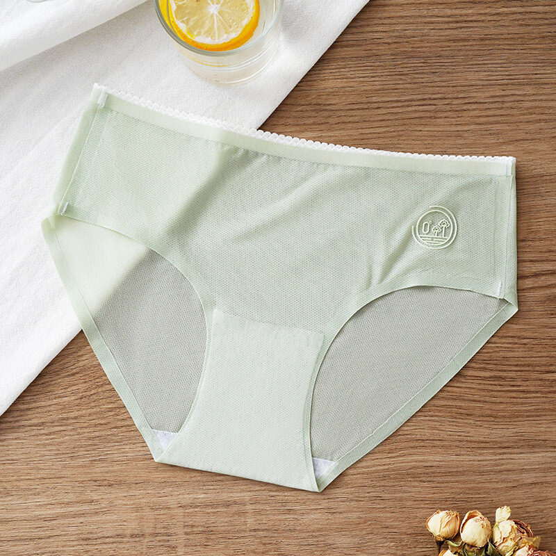 Summer Women’s Ice Silk Seamless Breathable Quick-drying Mid-waist Panties