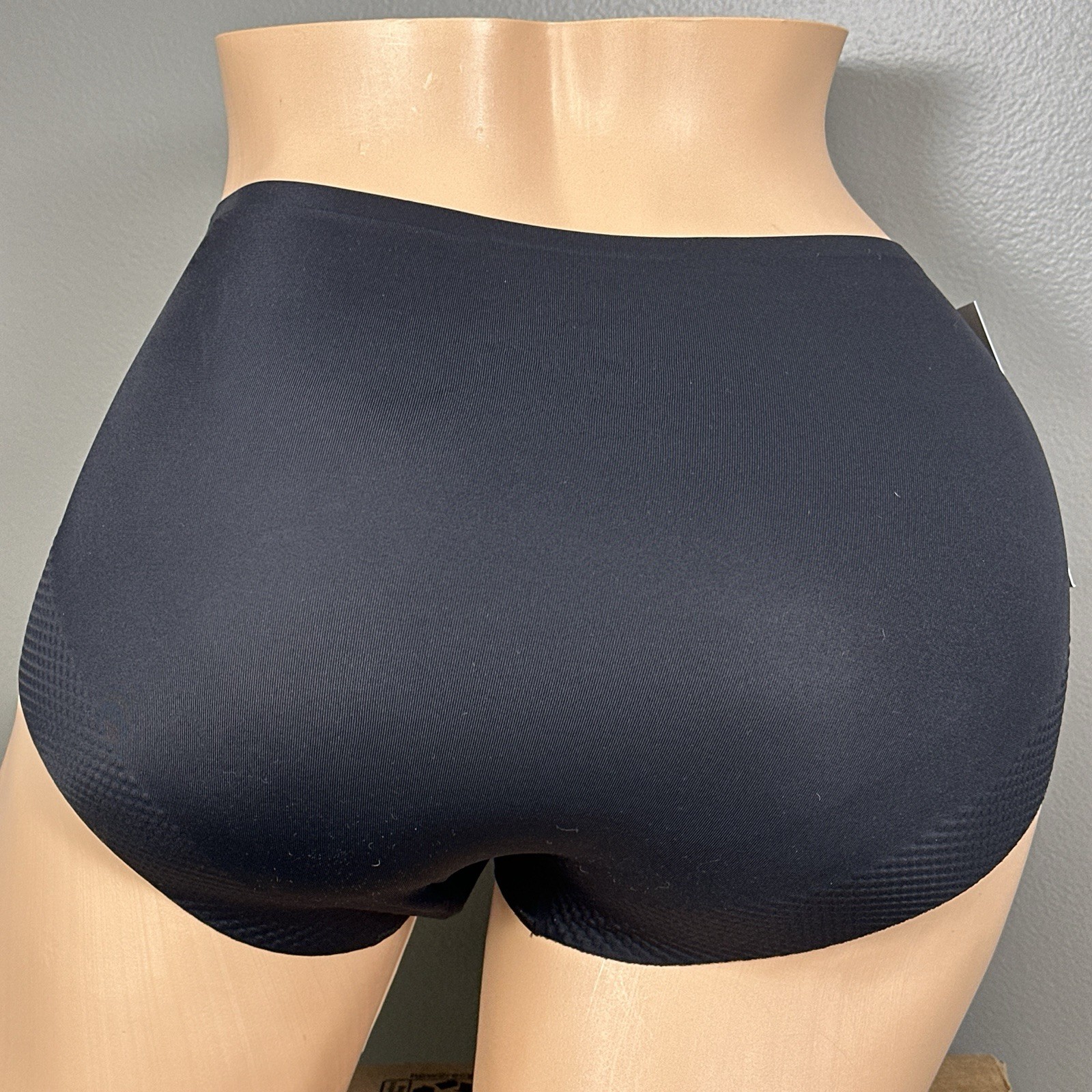 Ruby Ribbon Second Skin Brief 1788 XS Black Seamless Shaping Panty NWT Panties
