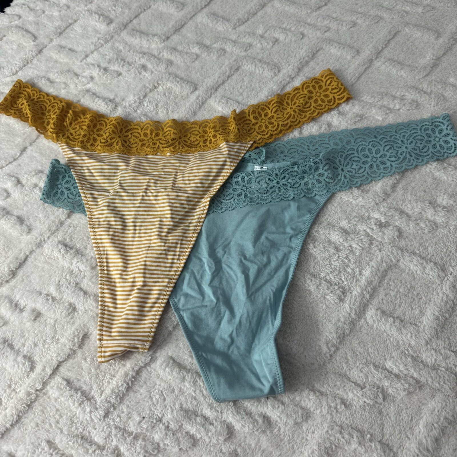 Old Navy Lot Of 2 No Show Thongs Blue Yellow New Panties Womens Size 3X Basics