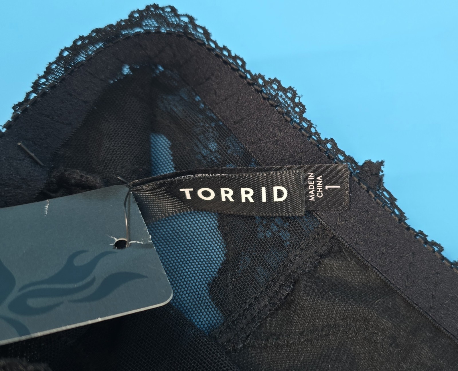Torrid Black Satin Lace Half Slip Skirt Size 1 (14-16) Mesh 12.5″ Goth Fairy NWT