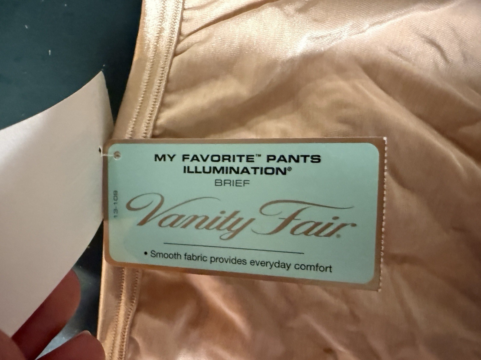 Vanity Fair Women’s Illumination Brief Panty Panties Underwear Rose Beige Sz 8