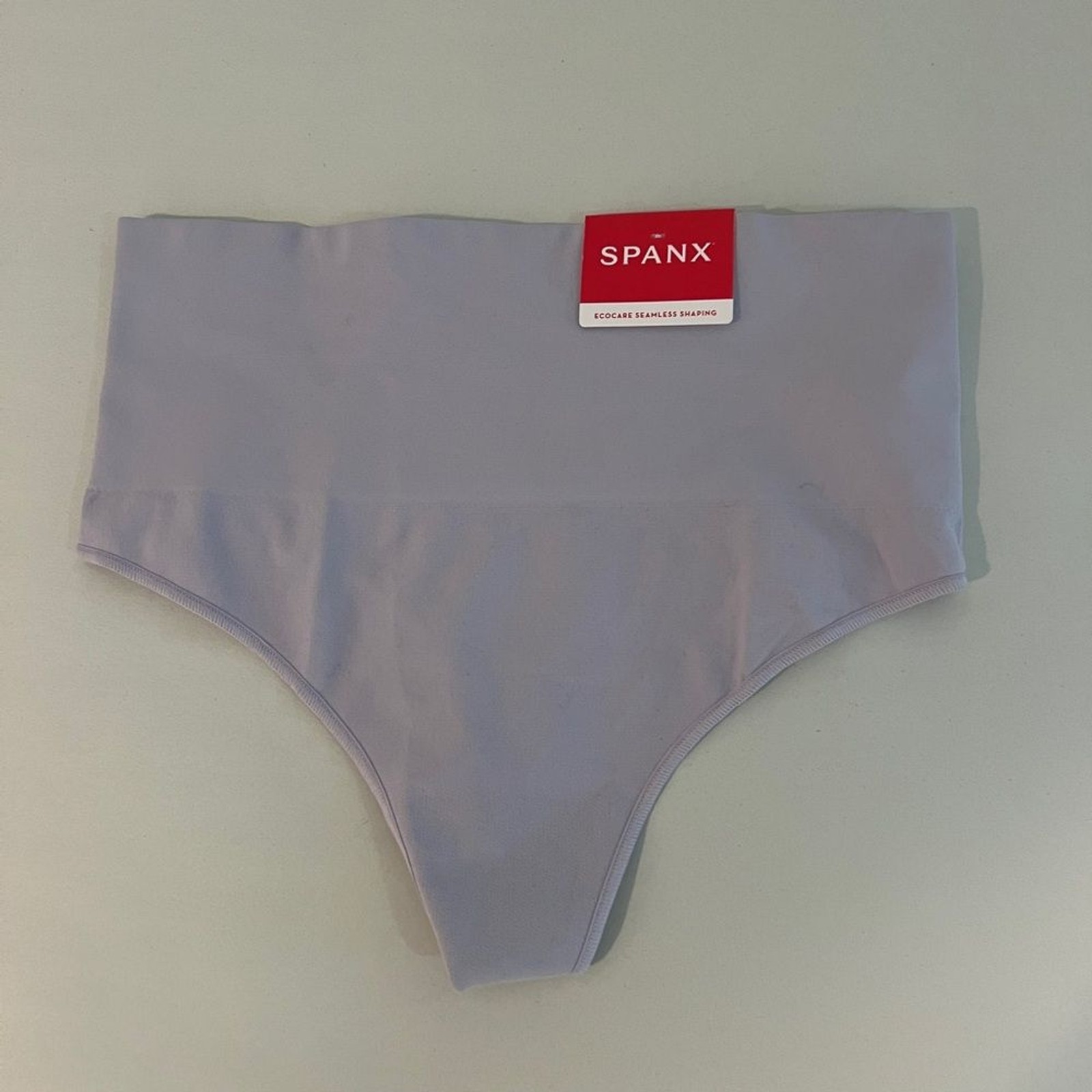 NEW SPANX Medium Ecocare Seamless Shaping Thong In Light Orchid
