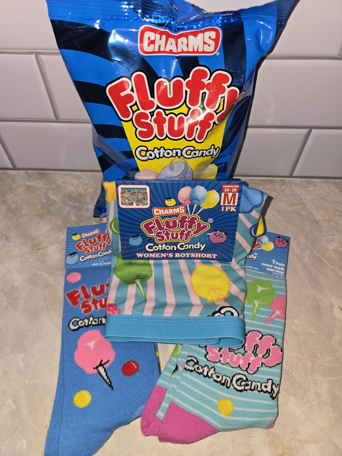 Fluffy Stuff Cotton Candy Gift Set – Socks & Women’s Boyshorts M Cute Candy…