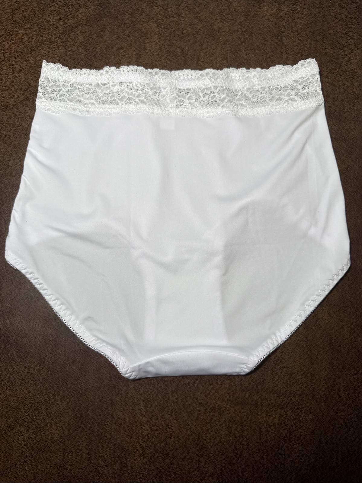 NEW QT Intimates White Lace Waist Light Support Tummy Control Panty Brief Sz M