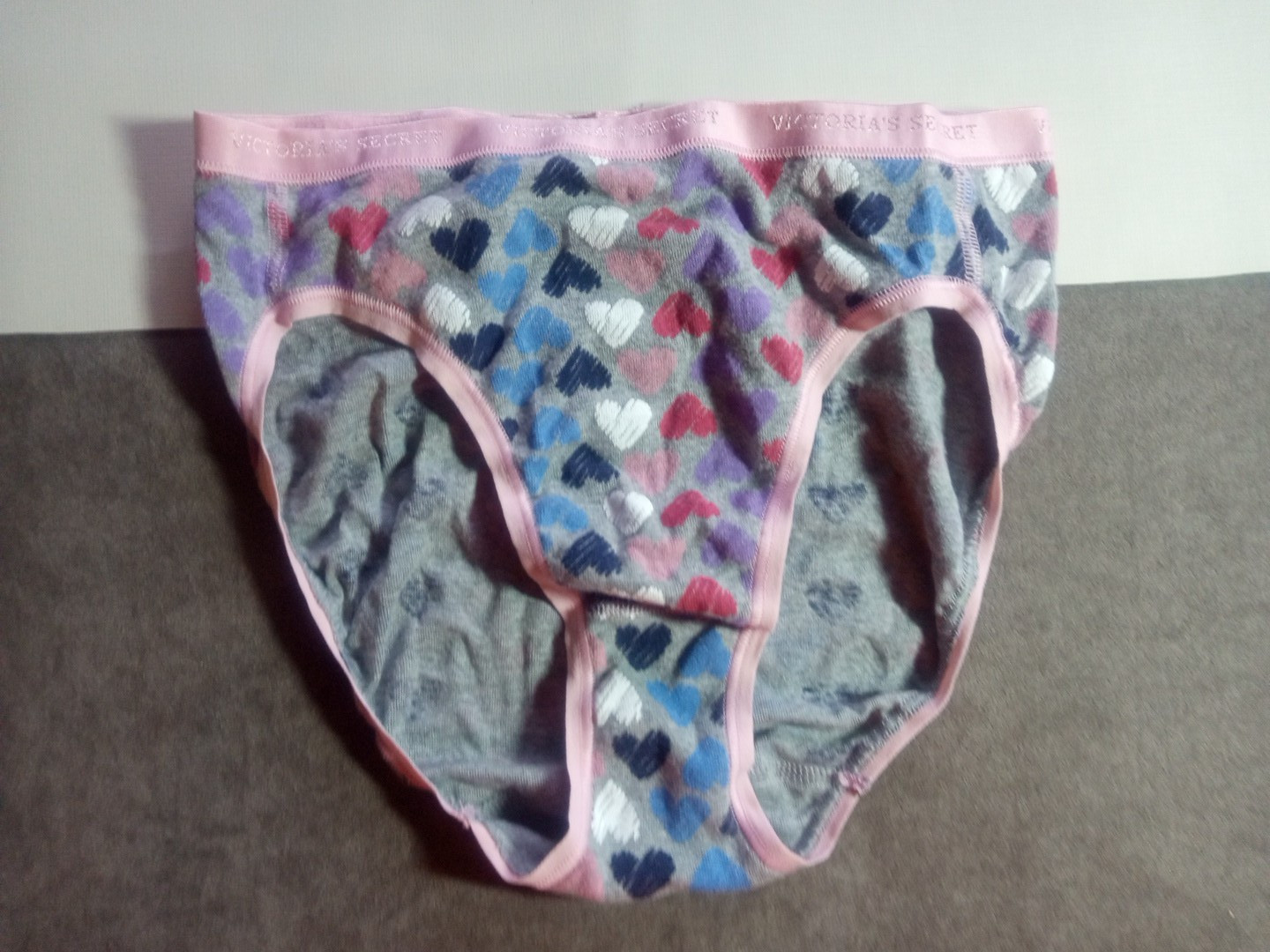 Medium Victoria’s Secret Panties Signature Lo Rise Bikini Panties 28″ 30″ 32″