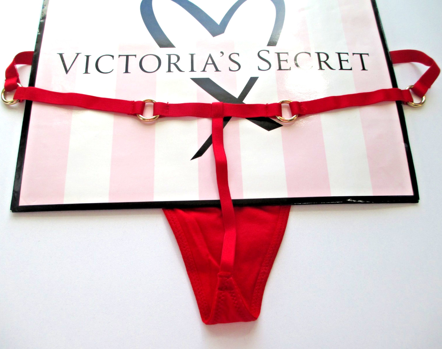 VICTORIA’S SECRET VERY SEXY V-String Thong Panty XL Red NWT Ring Hardware VS