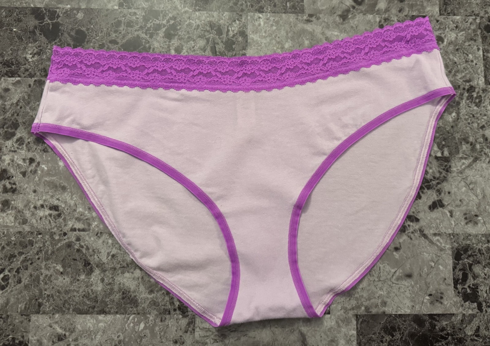 NWT VICTORIA’S SECRET XL PURPLE LAVENDER LILAC LACE WAISTBAND RARE BRIEF PANTIES