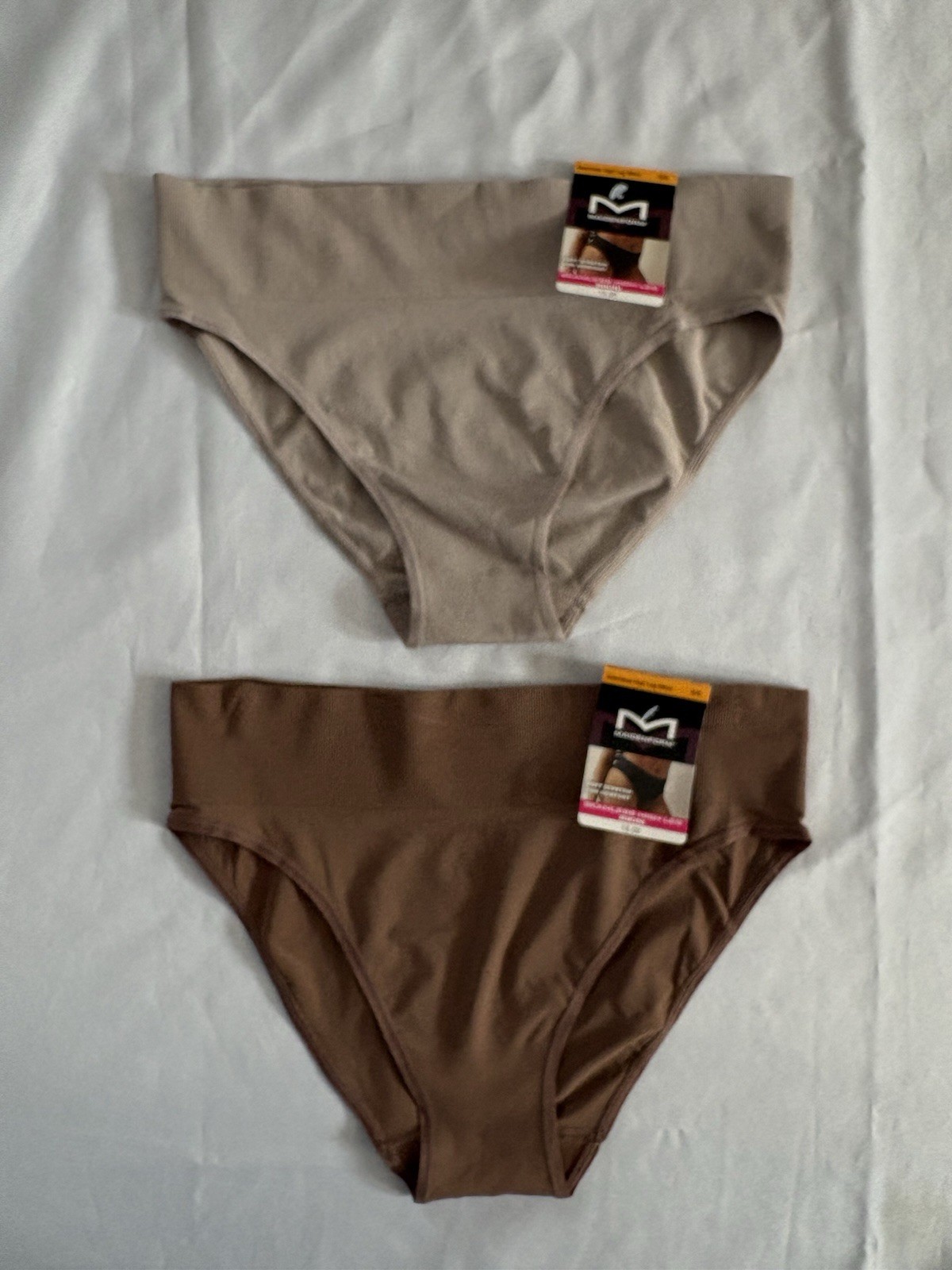 NEW Maidenform Seamless High Leg Bikini Brown Women’s Size Small 2 Pair DM2317
