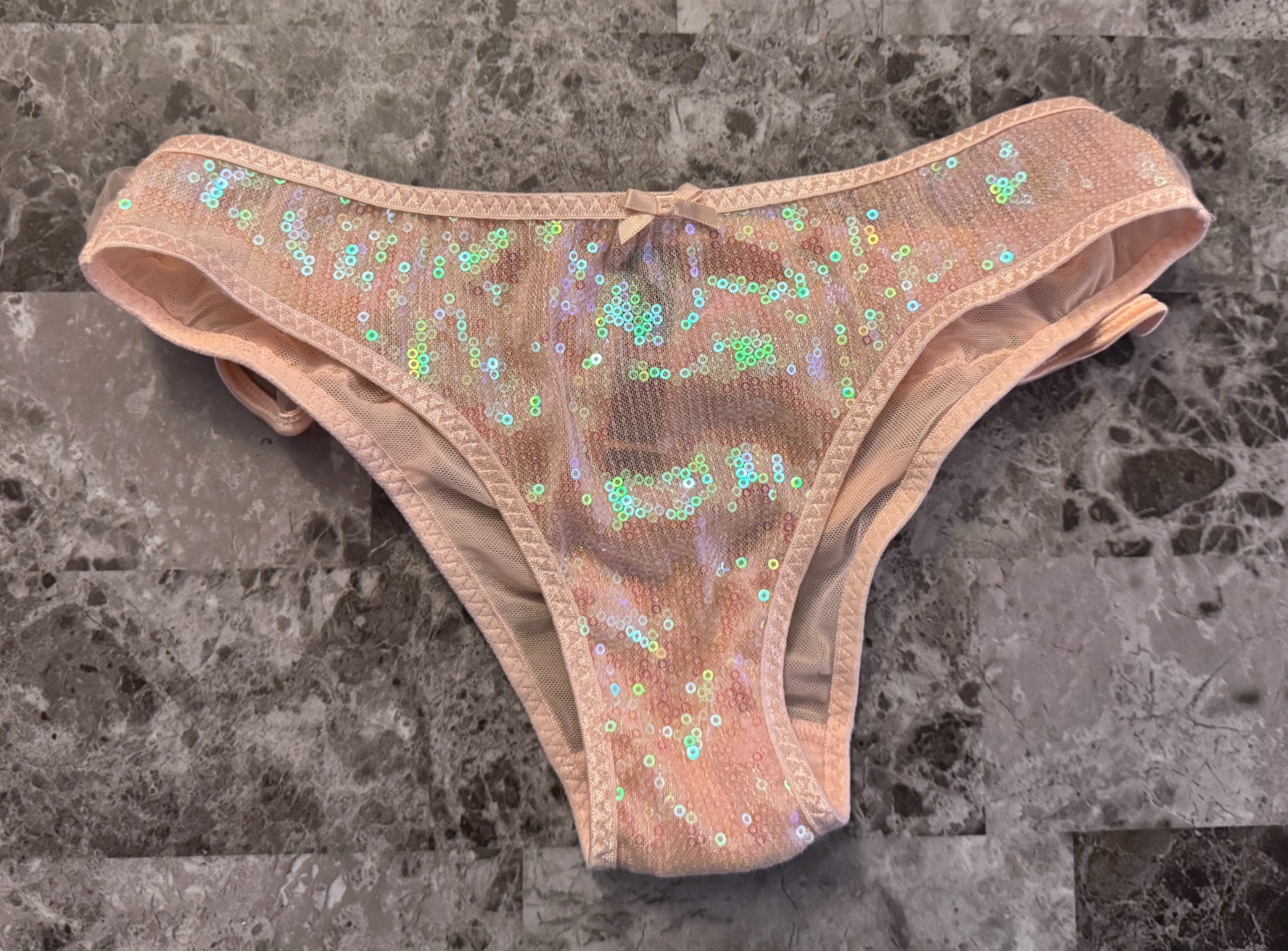 NWT VICTORIA’S SECRET XS PINK SEQUIN MESH RUFFLE BACK RARE CHEEKINI PANTIES