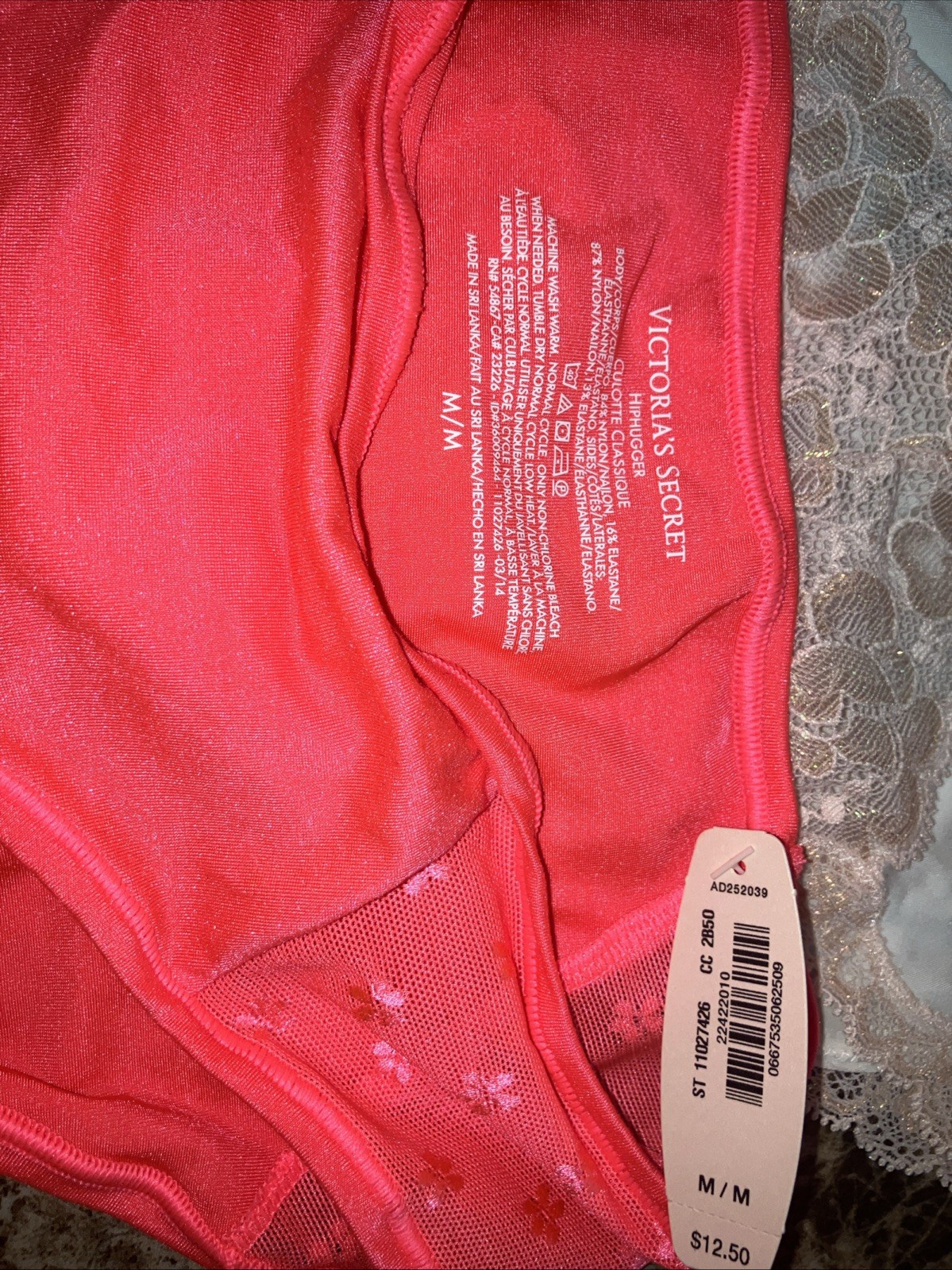 2 NWT Vintage Victoria’s Secret Cotton Lace Back Low-Rise Hiphugger Panties M