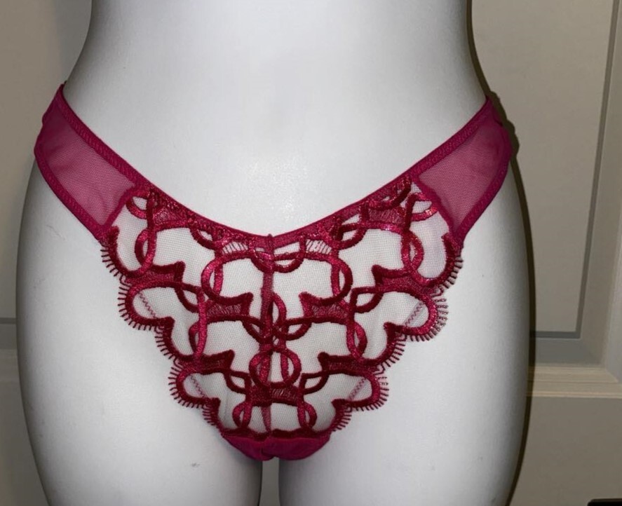 VICTORIA’S SECRET Hot Pink HEART Brazilian ~ OPEN BACK Panty ~ NWT ~ Small