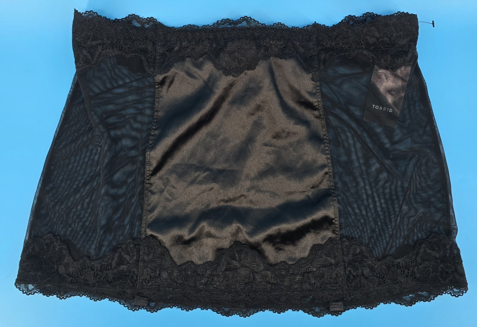 Torrid Black Satin Lace Half Slip Skirt Size 1 (14-16) Mesh 12.5″ Goth Fairy NWT