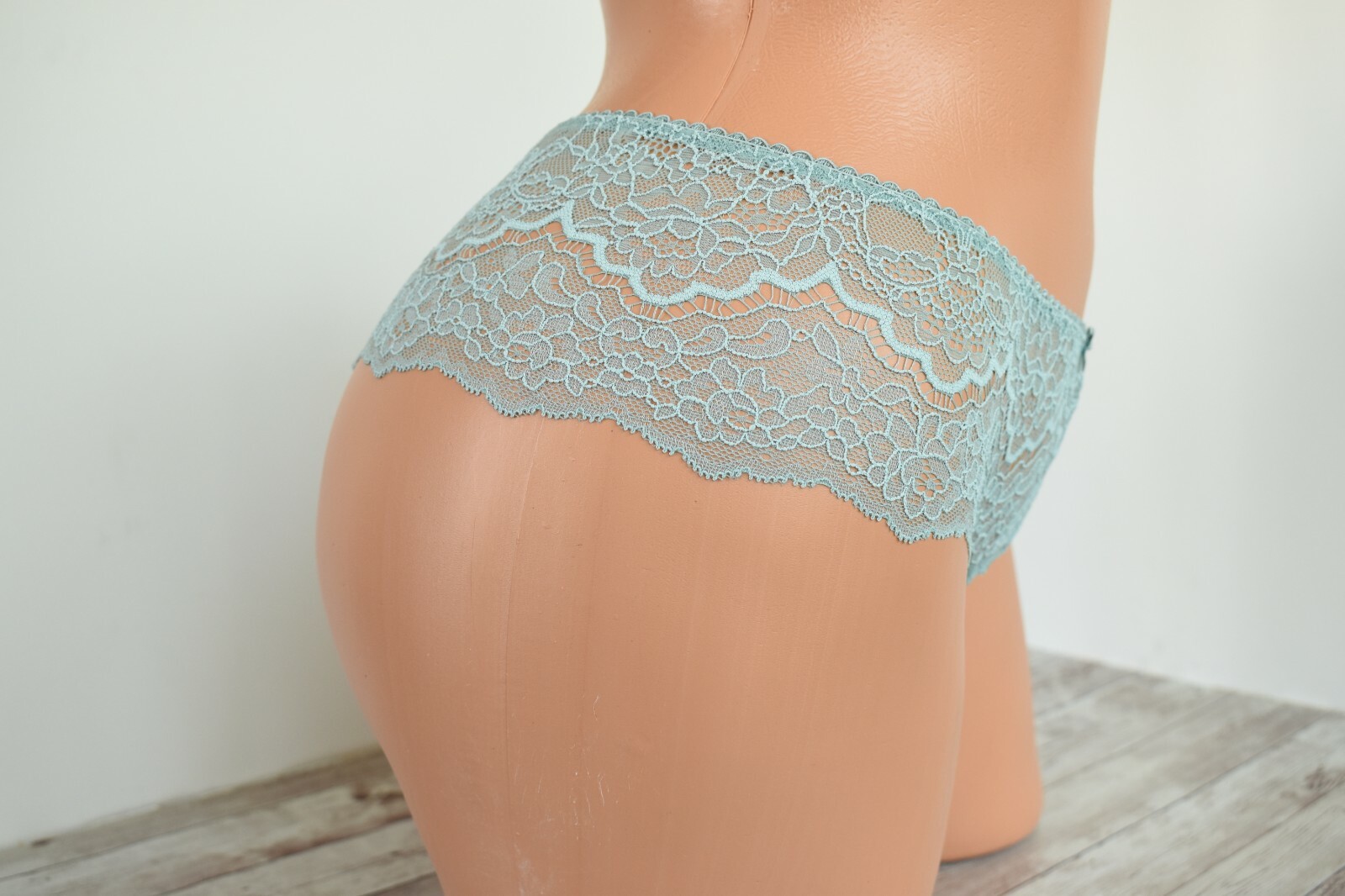Victoria’s Secret SMALL *DREAM ANGELS* WIDE SIDE LACE HIPSTER THONG Sage Dust