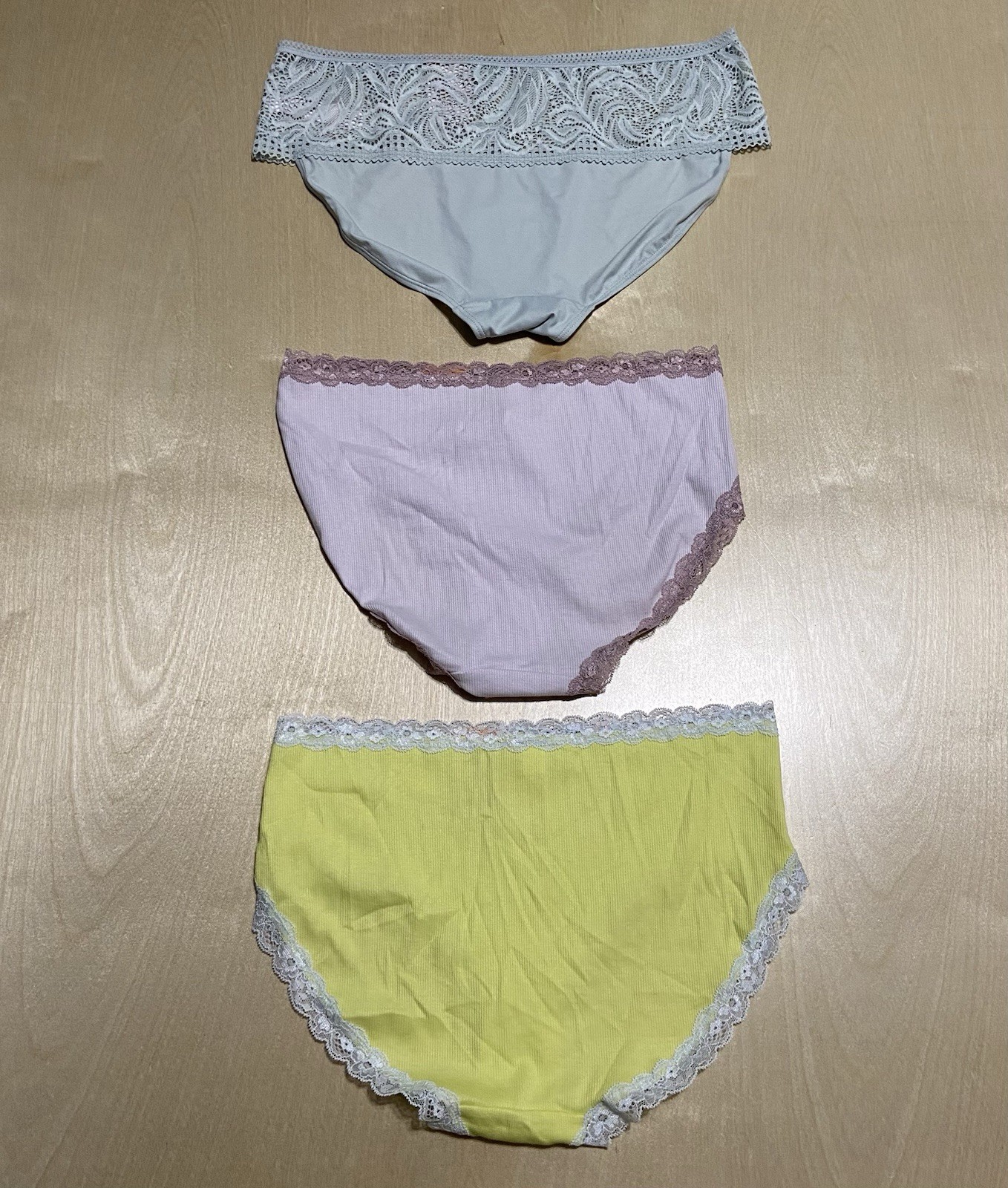 Auden Women’s Size Medium Soft Breathable Stretchy Floral Hipster Panties 3 Pack