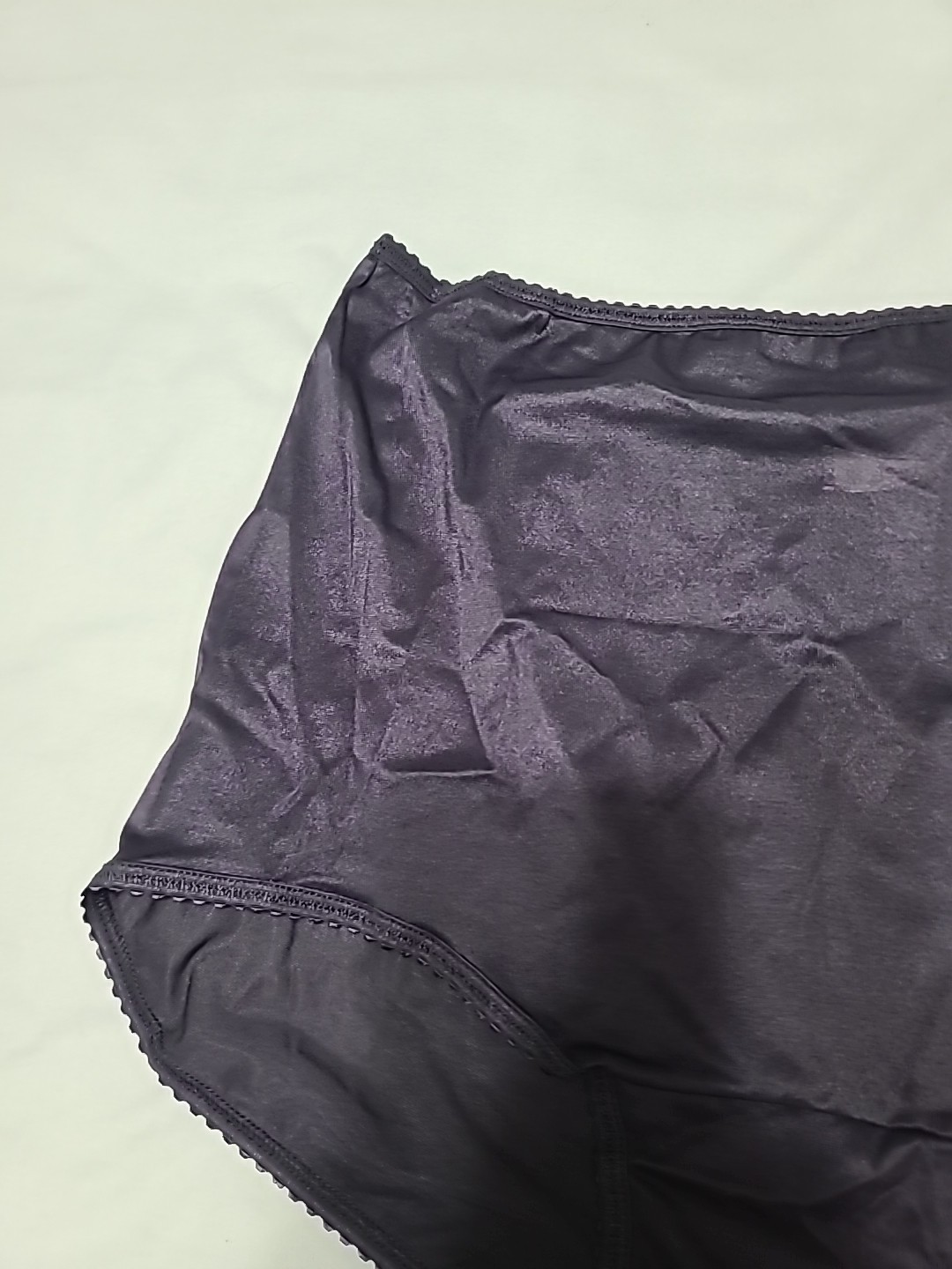 NWT BALI Women’s Skimp Skamp Black Brief; Style #2633 B633; Size 3XL (10)