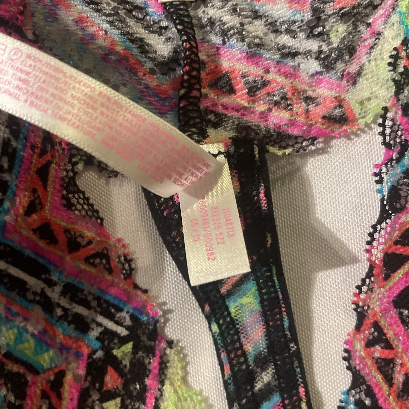Victoria’s Secret PINK Aztec Geometric Thong Black Neon Lace