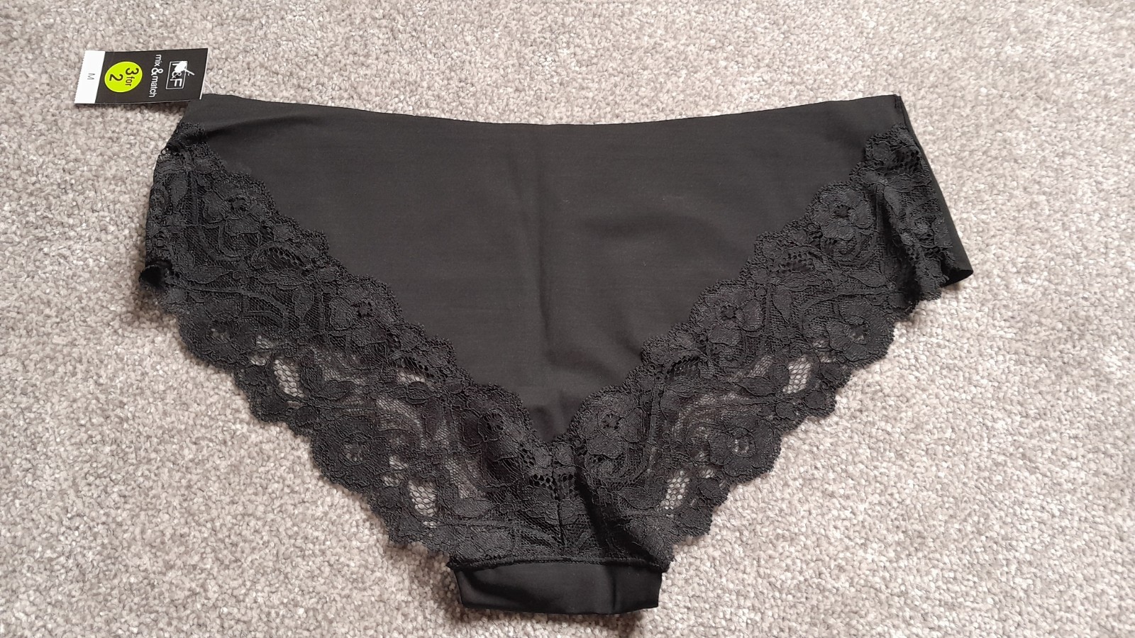 New/Tagged 4 Pairs Ladies NVPL Briefs, Black by F & F, Size M & 12