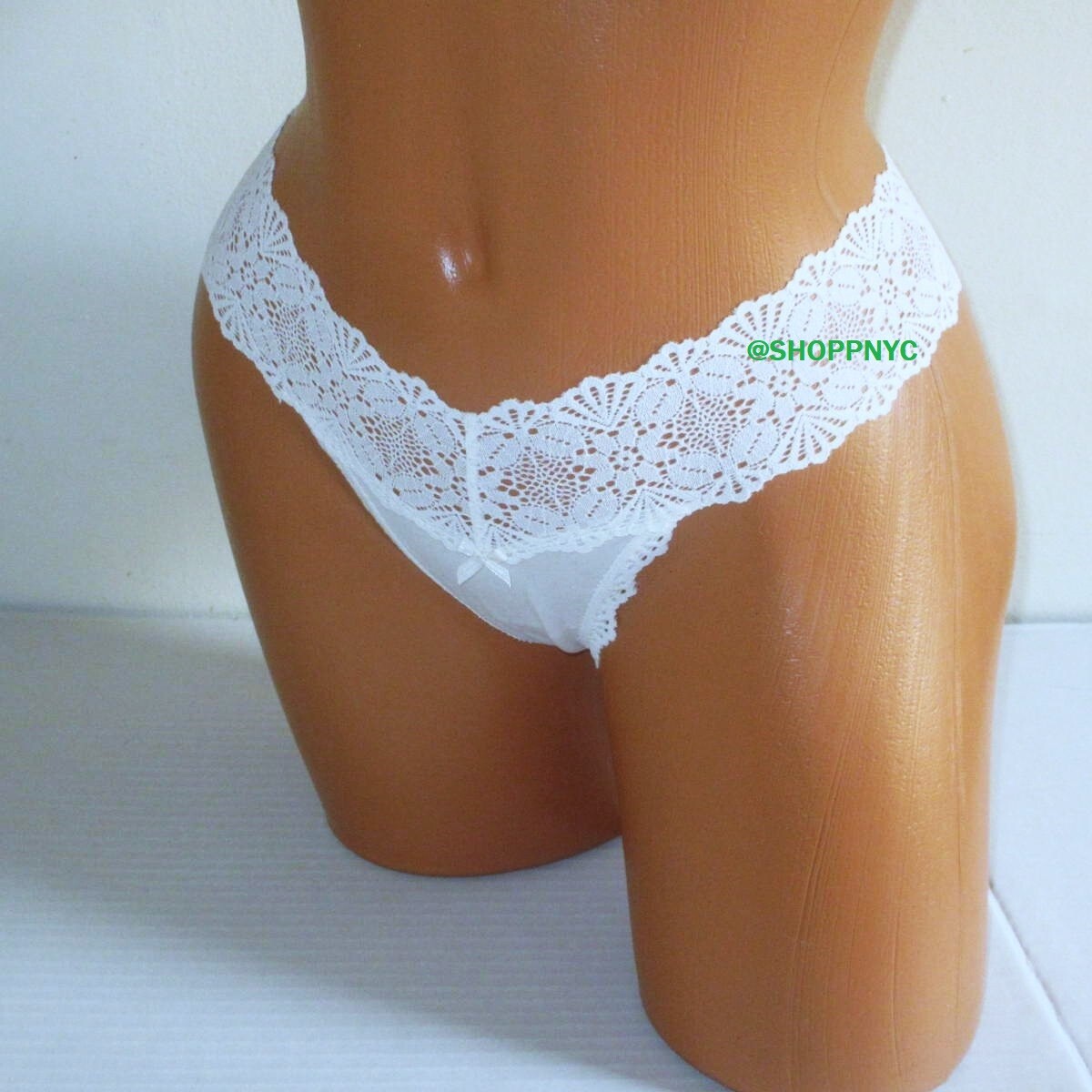 Victoria’s Secret Cotton Thong Panty SIZE XL Crochet Lace Coconut White Soft