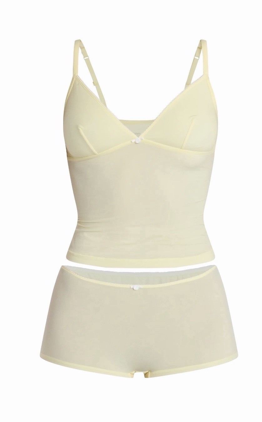 No Boundaries Fit Stretch Picot Trim Cami and Shorts Pajama Set, 2-Piece Size M
