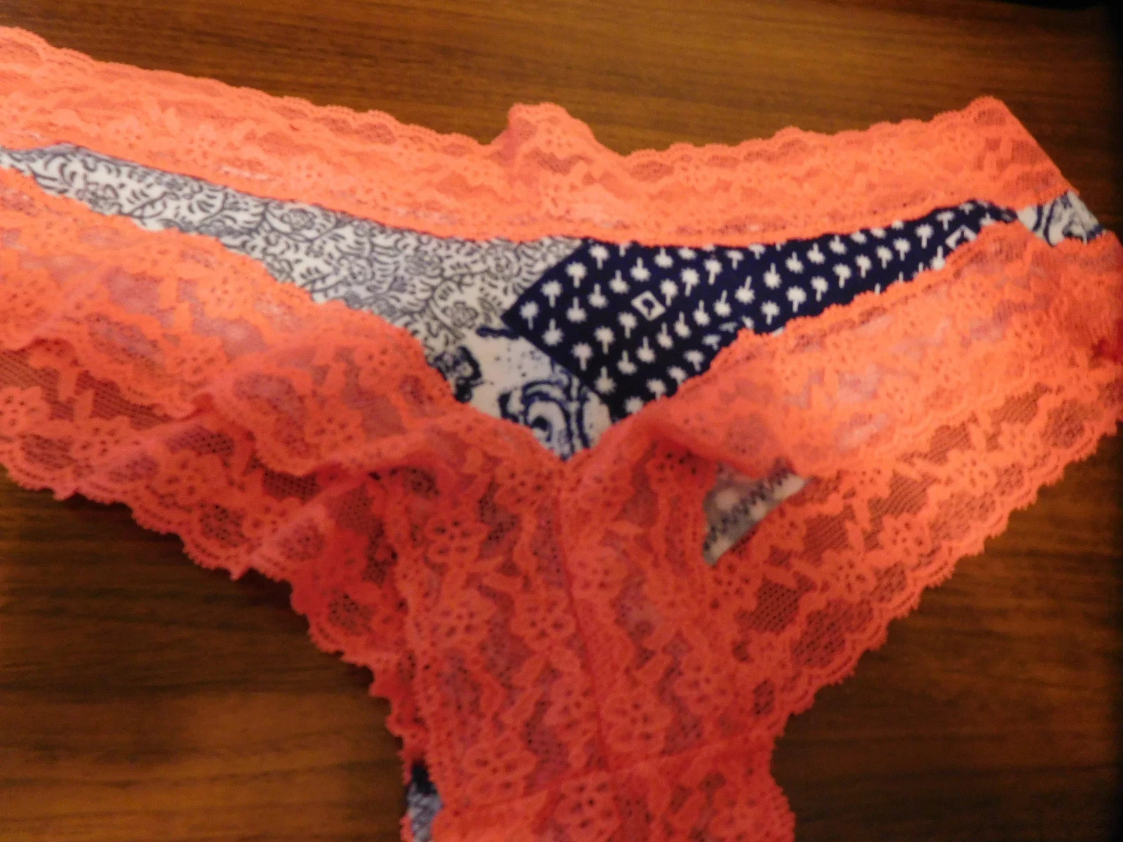 New w/Tag Victoria’s Secret💲Discounts on 2+💲💗Lace Edge Cheeky💗XS,M,L,XL💗
