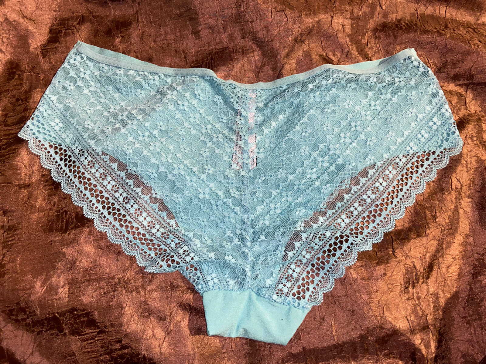 Victoria’s Secret Teal Hiphugger Seamless Front Lace Back Size L NWOT