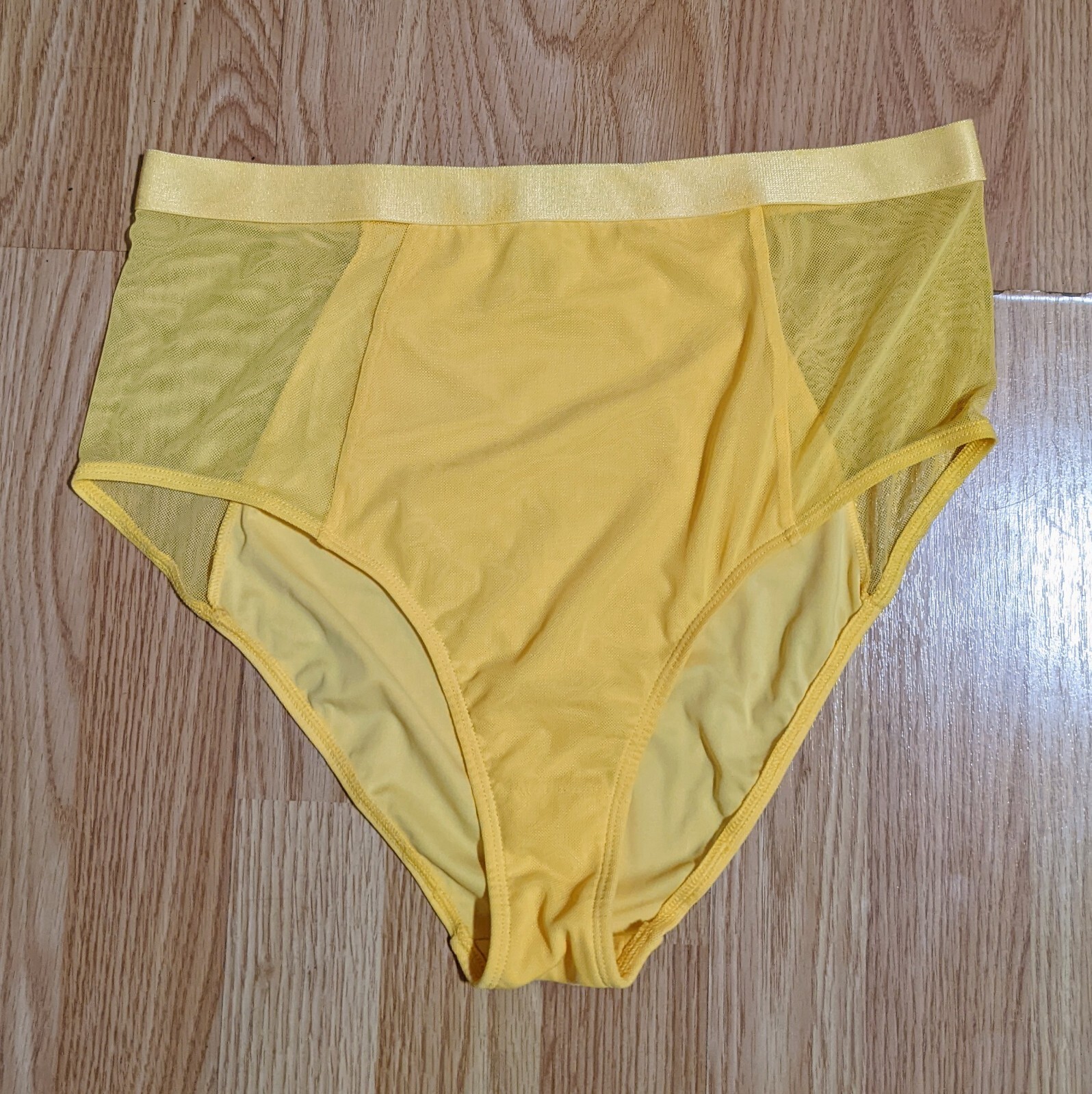 Moons & Junes High Waist Panties L Ewe Brief Yellow Sheer Mesh Panel