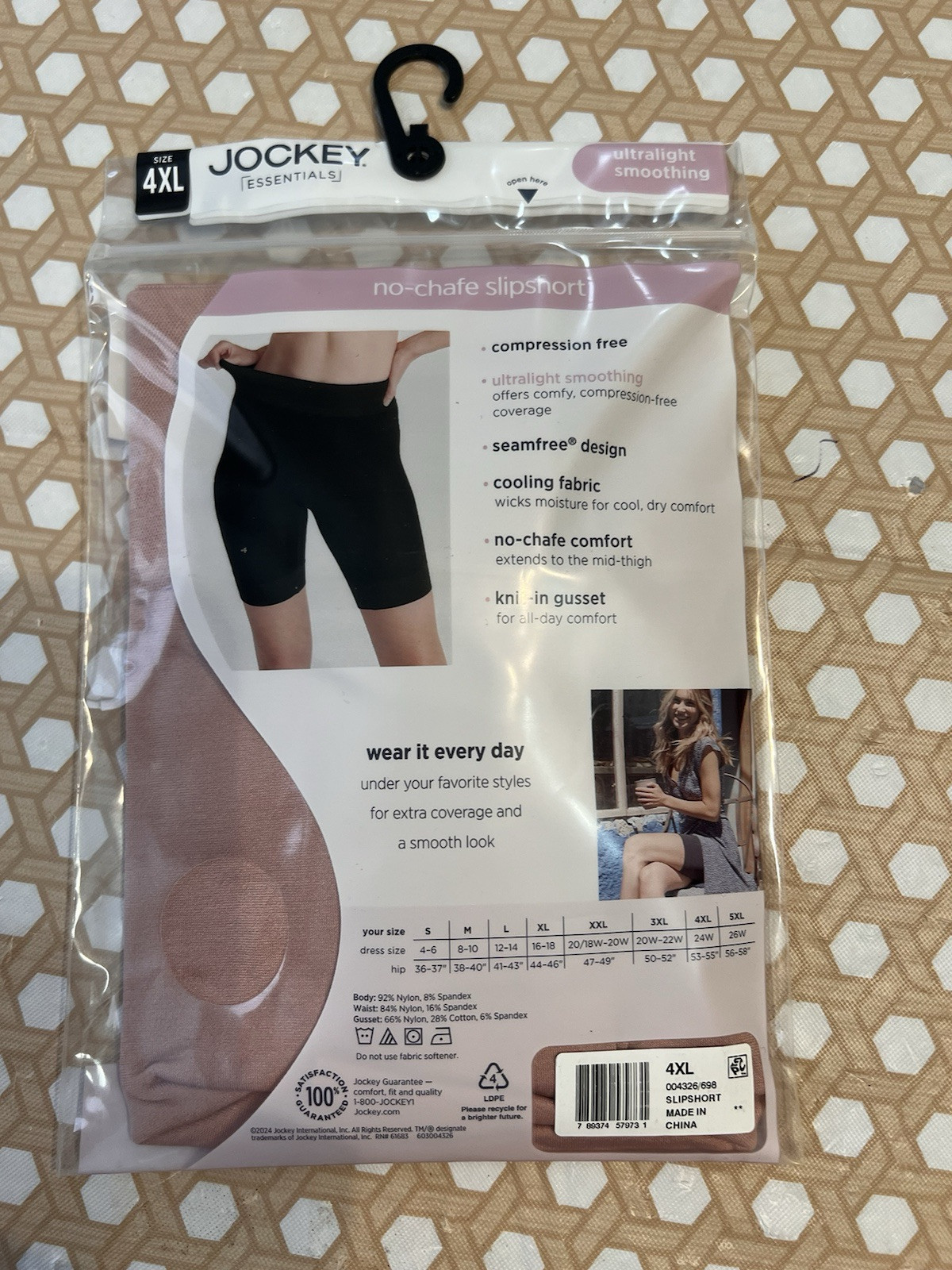 Jockey Essentials Seamfree Smoothing No-Chafe Slipshort Light Size 4XL Women