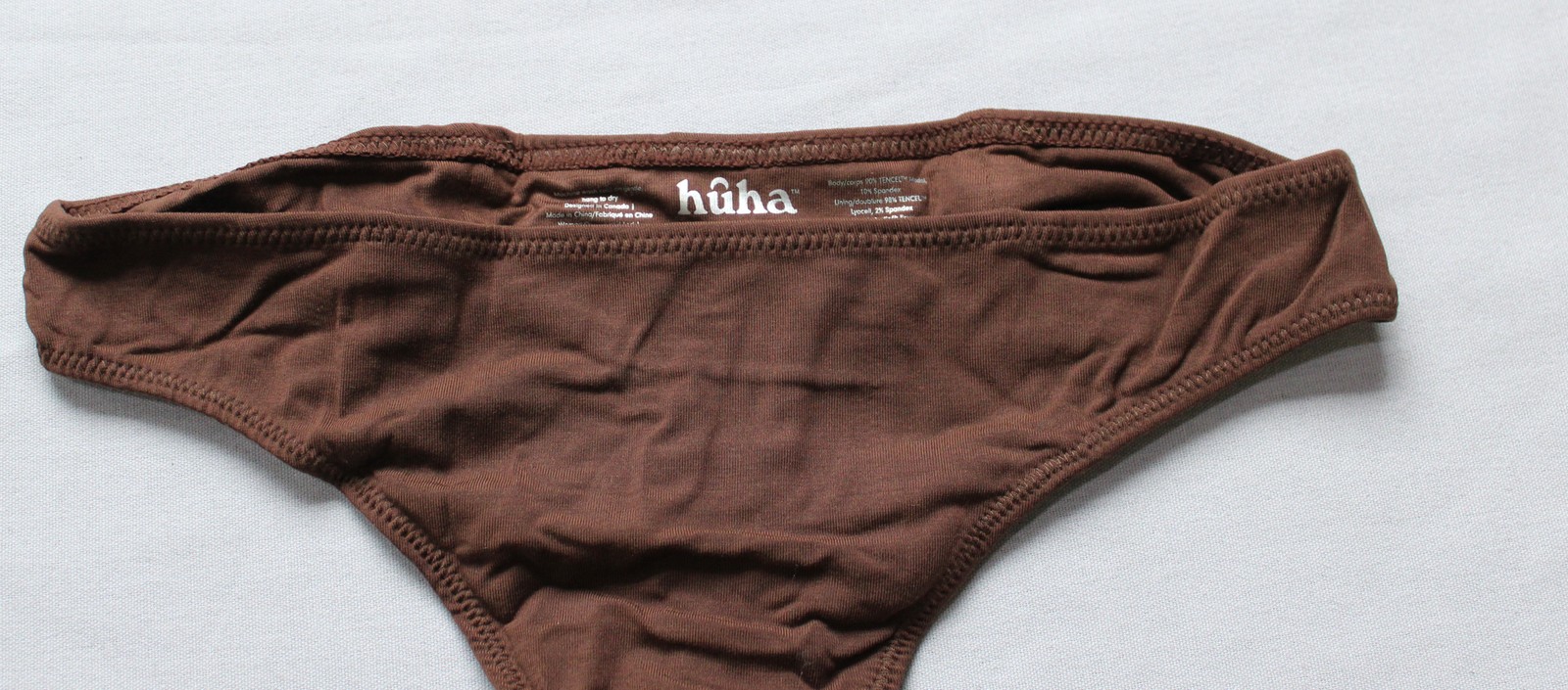Huha Women’s Seamless Low Profile Thong Mineral Undies NN7 Brown Small NWT